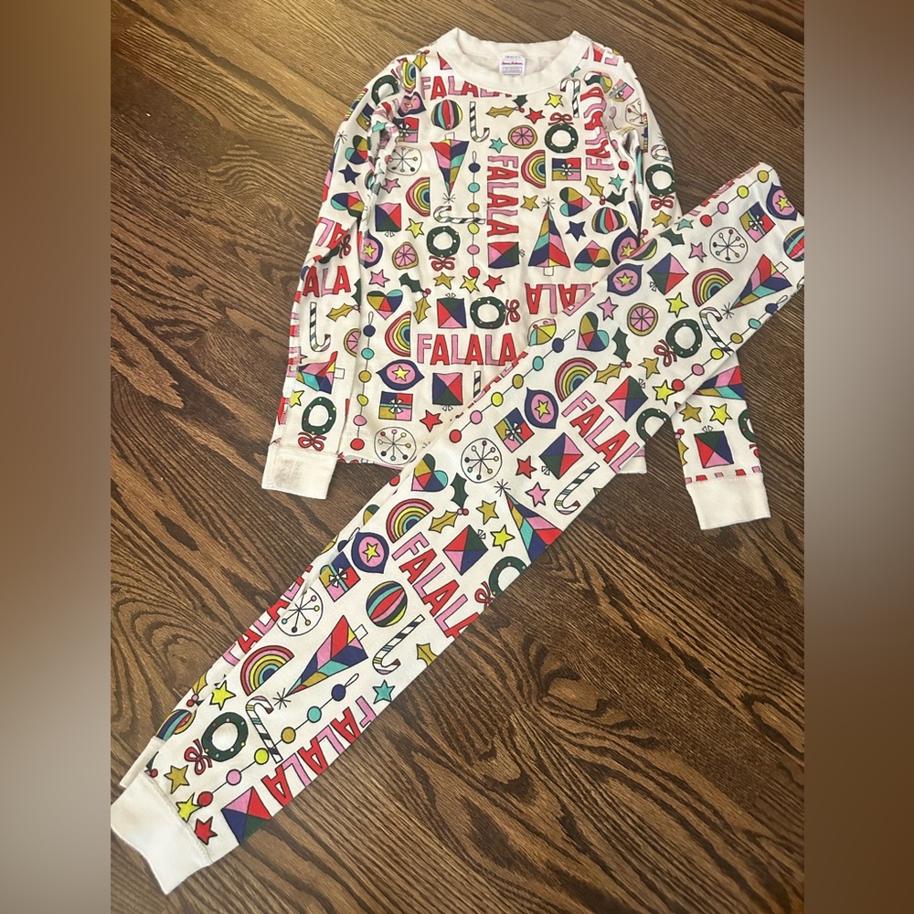 Hanna Andersson FaLaLa Christmas Colorful Graphic Pajama Set